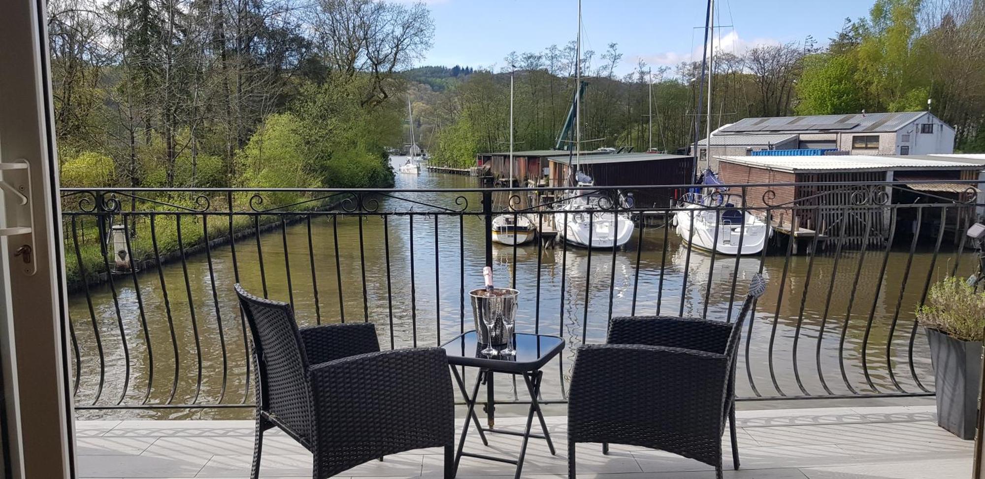 Marina Boathouse, Lake Windermere Lets Bowness-on-Windermere Εξωτερικό φωτογραφία